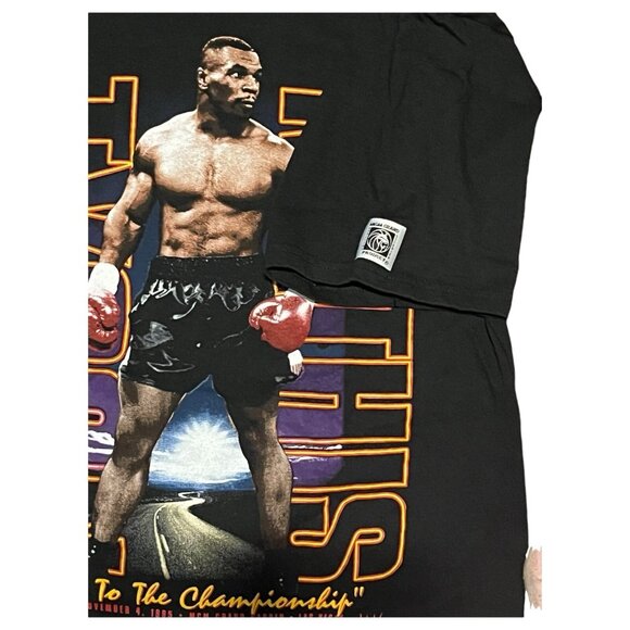 Mike Tyson Boxing “Road To The Championship” t-shirt 1995 MGM Grand Garden Large - Picture 3 of 6
